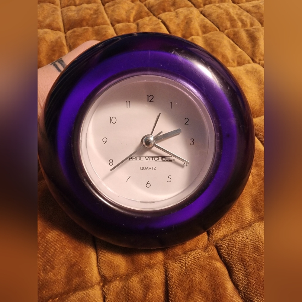 Vintage Y2K/1990s Paul Mitchell alarm clock